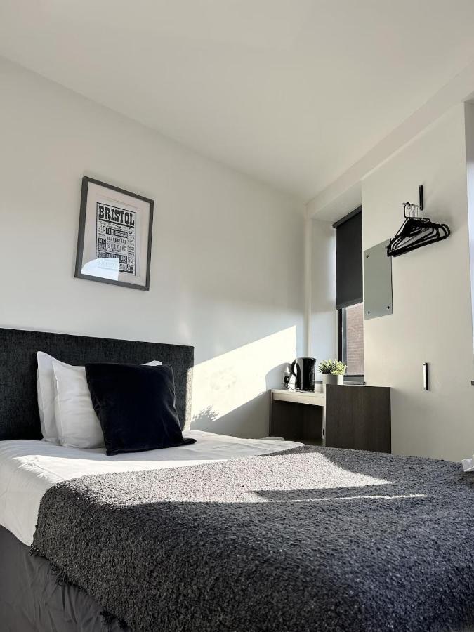 Rooms Kingswood Warmley Экстерьер фото